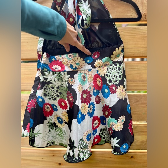 Floral Halter Top Blouse - Picture 4 of 10